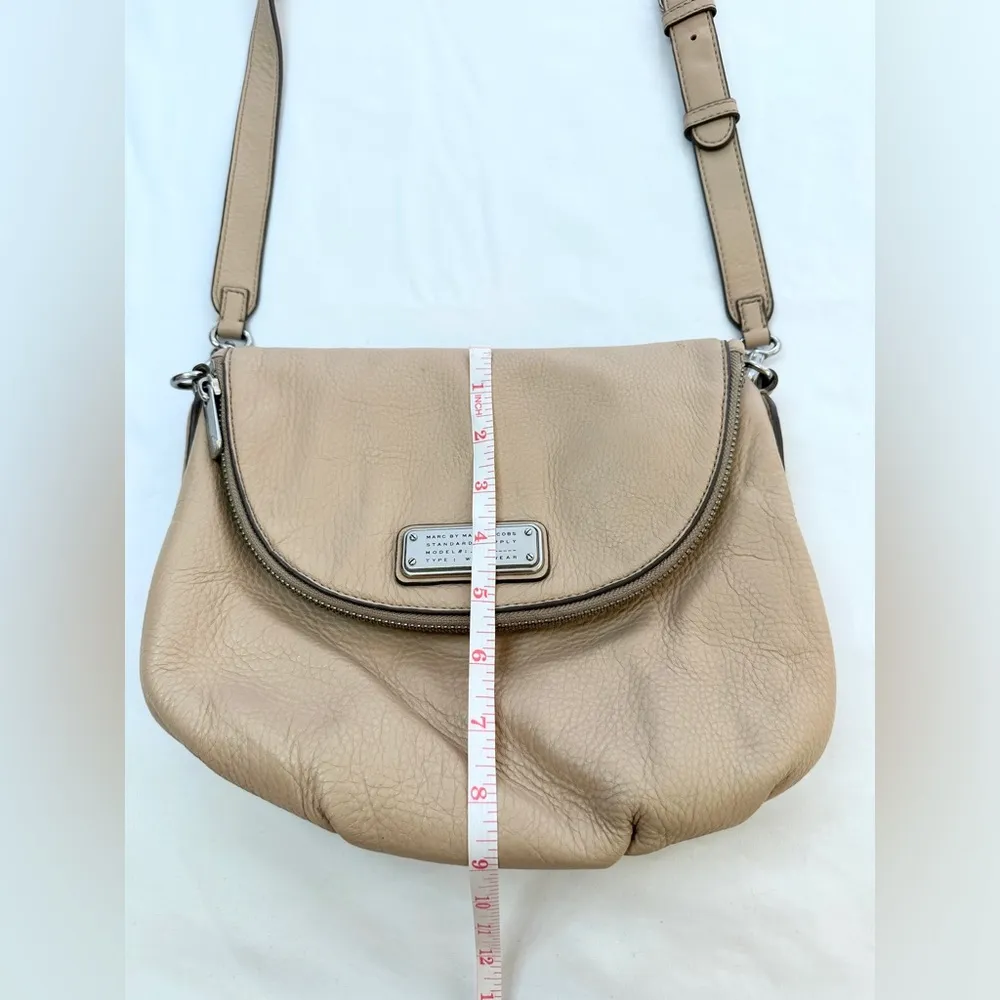 New Q Natasha Leather Crossbody Bag - Nude - Image 11