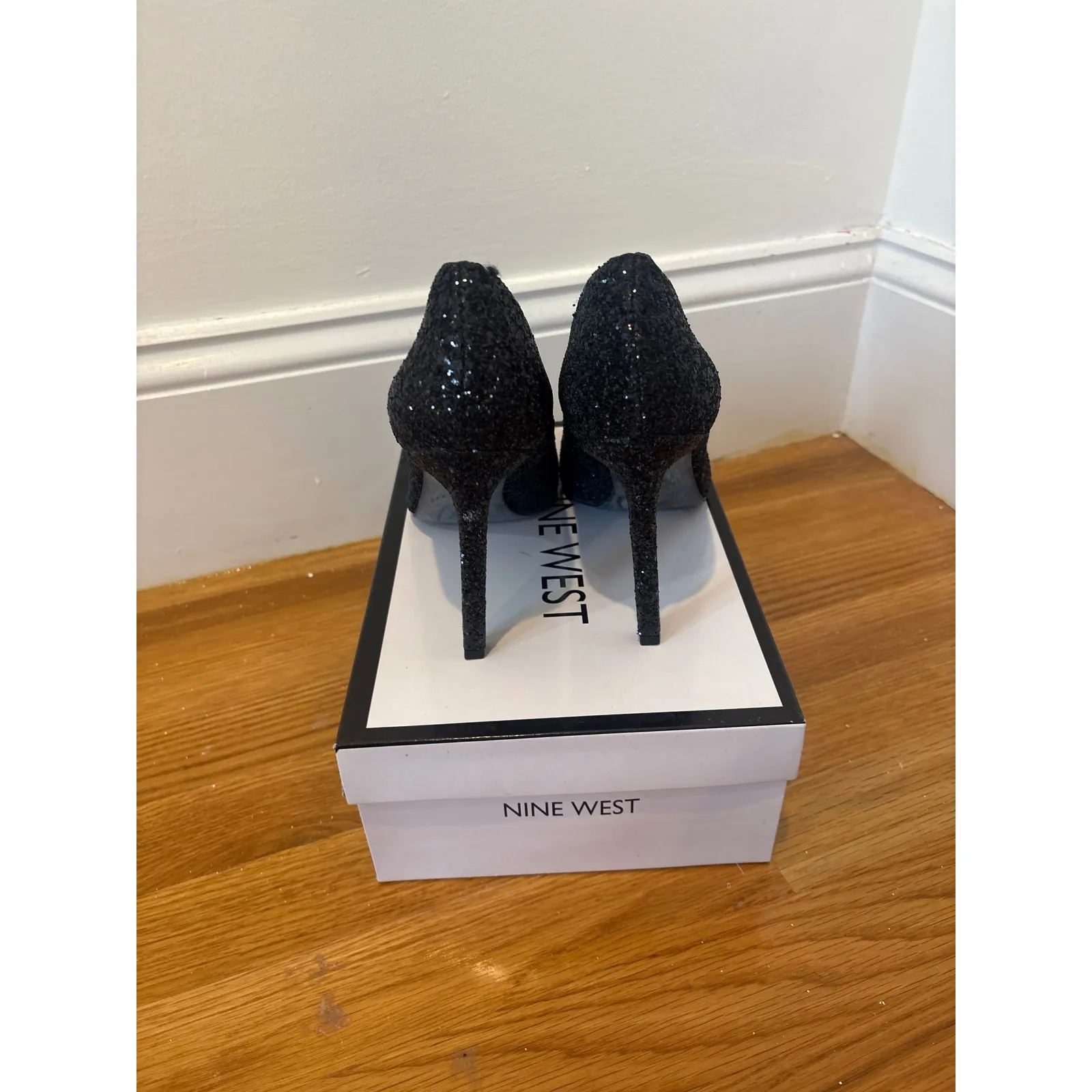 Nine West Tatiana Glitter Pointed‎ Toe Stiletto Heels Pumps Shoes Black 9.5M - Image 4