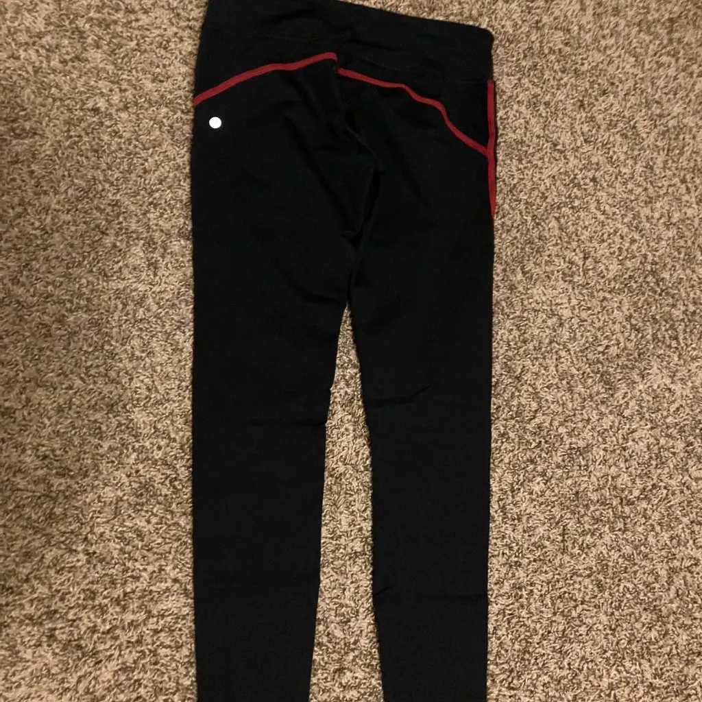 VIMMIA Strivei Black Leggings Red Piping Design Estimated Size Small Full Length - Image 2