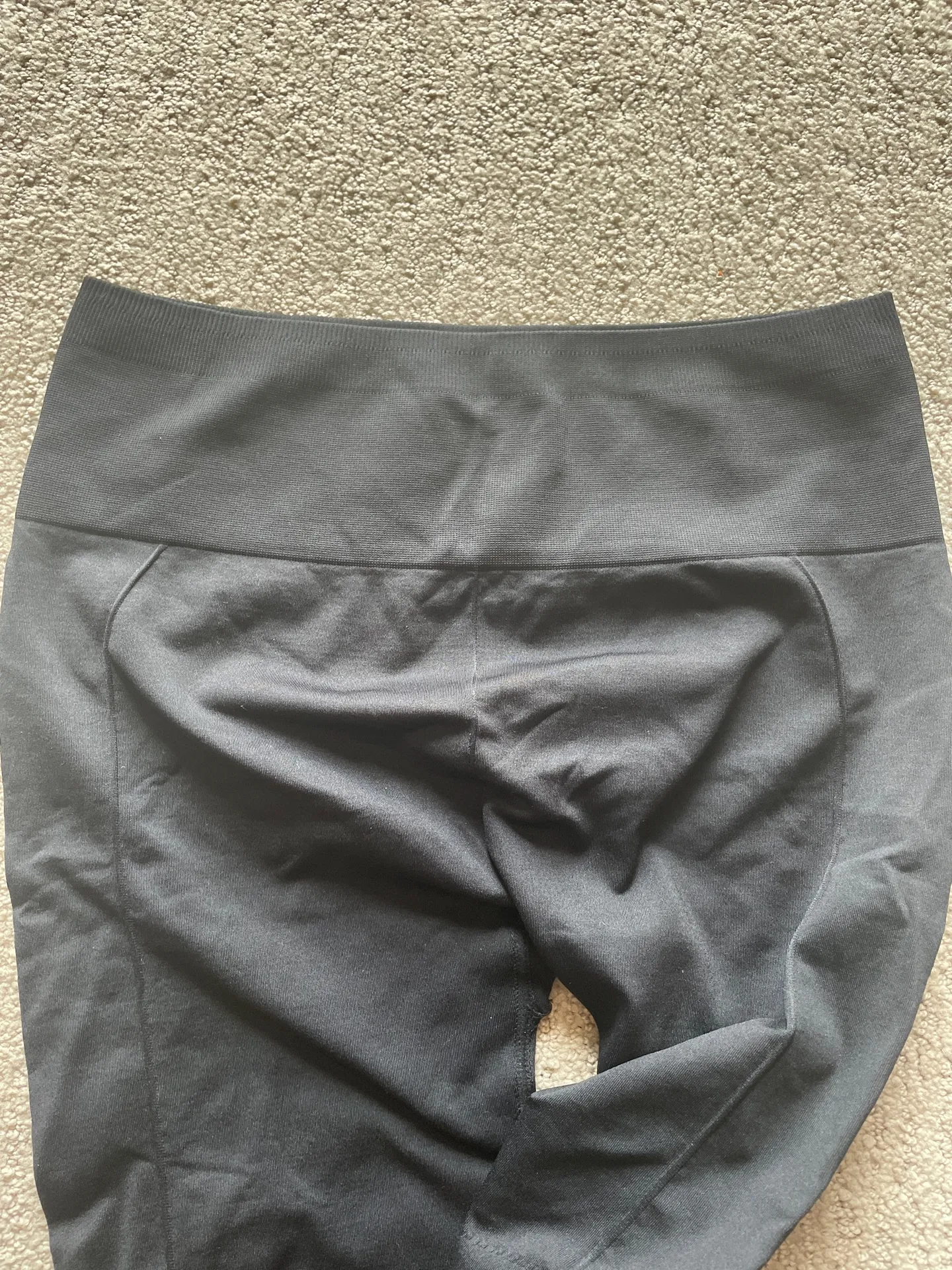 Fabletics Eco Sync High-Waisted Leggings Seamless 7/8 Medium - Image 3