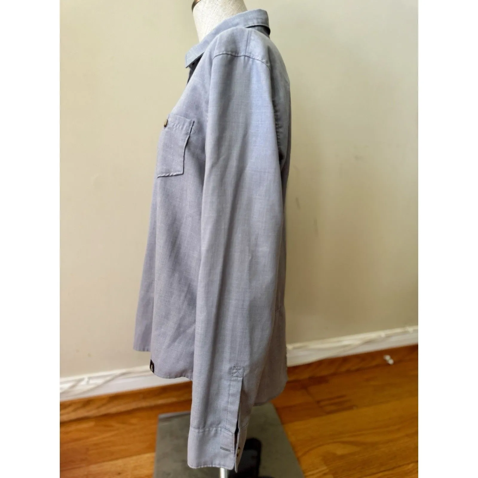 THE NORTH FACE Women’s Gray Performance Woven STEVIE Button-Down Shirt Size M - Image 3