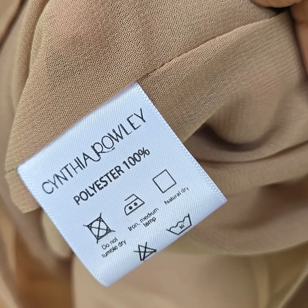 Cynthia Rowley Camel strapless organza dress with white 3D flower Size 6 - Image 7