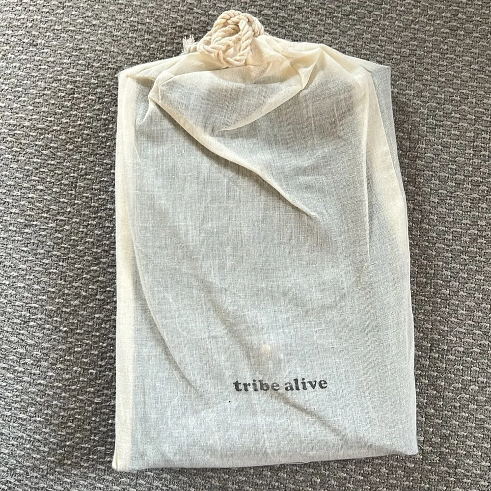 Tribe Alive Black Leather‎ Clutch Wallet - Image 3