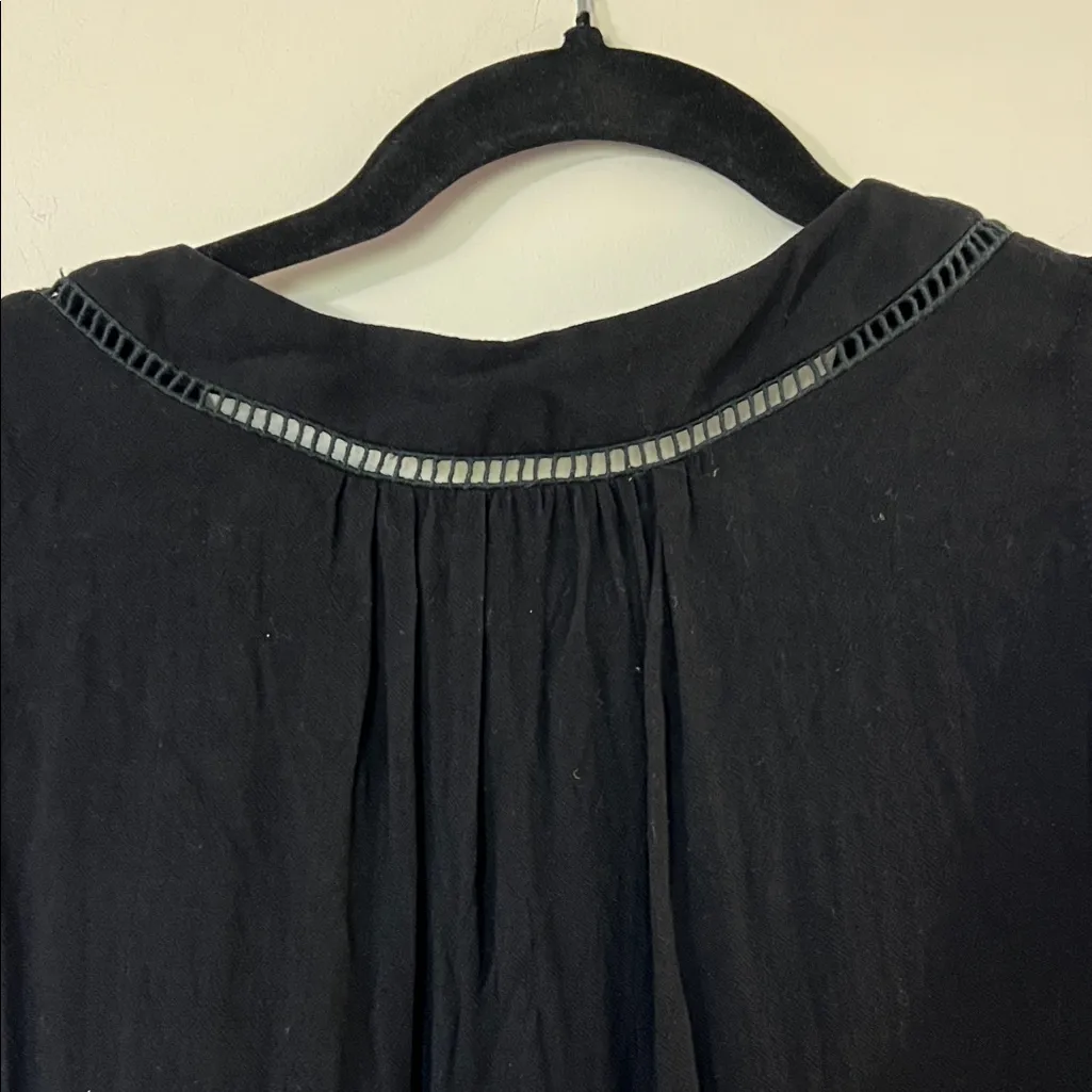 Elegant Black Sleeveless Top - Image 6