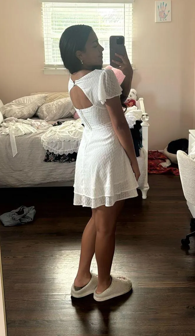 White Dress City Triangles - Image 2