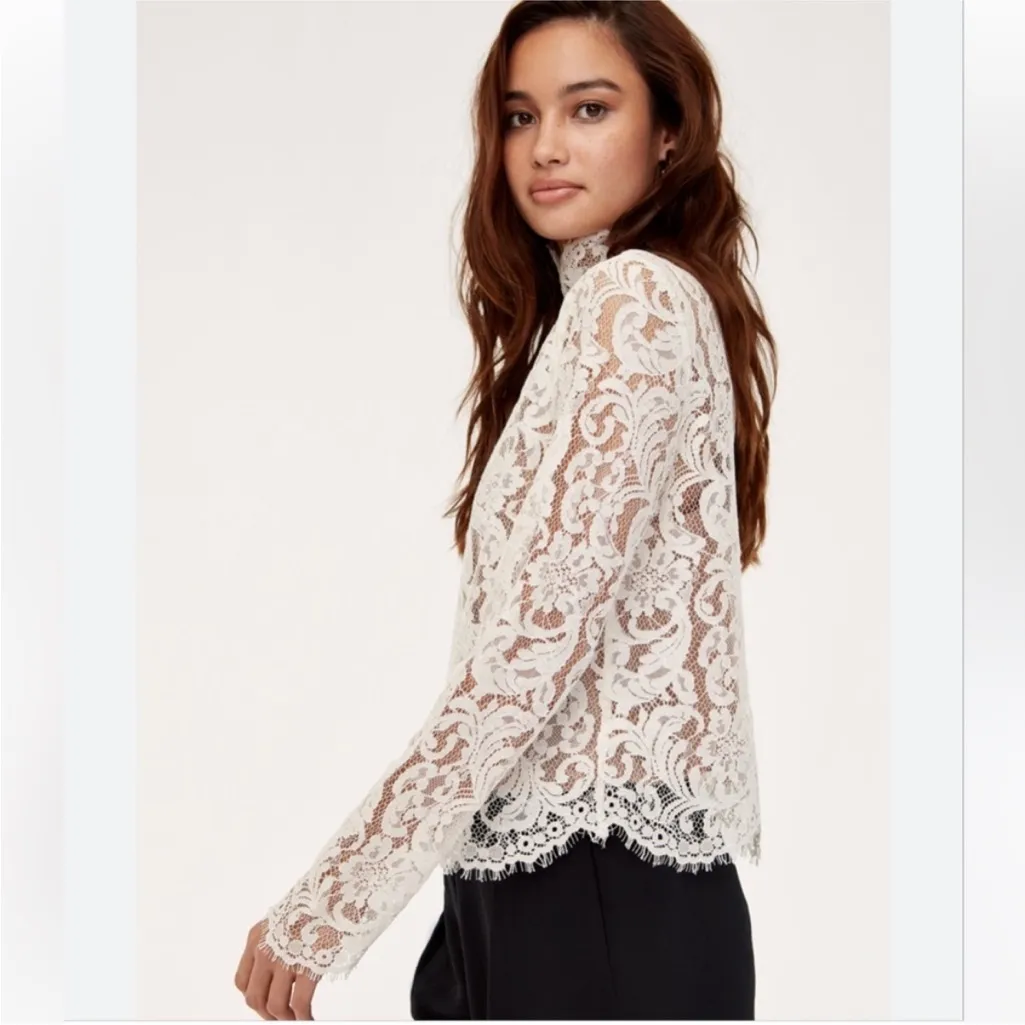 Aritzia lace Dalida blouse NEW  
**missing underneath tank** - Image 4