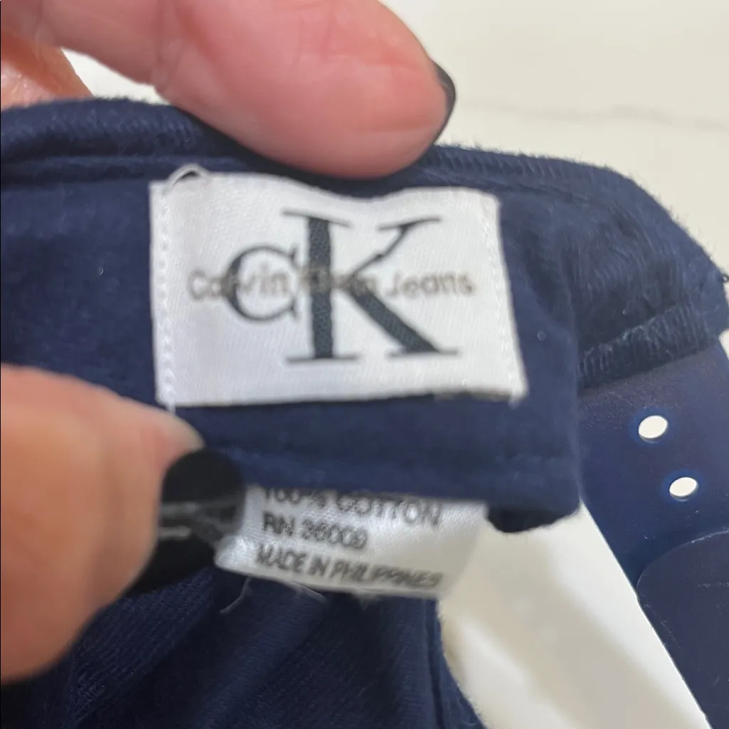 Calvin Klein Jeans Navy Blue ball 🧢 - Image 3
