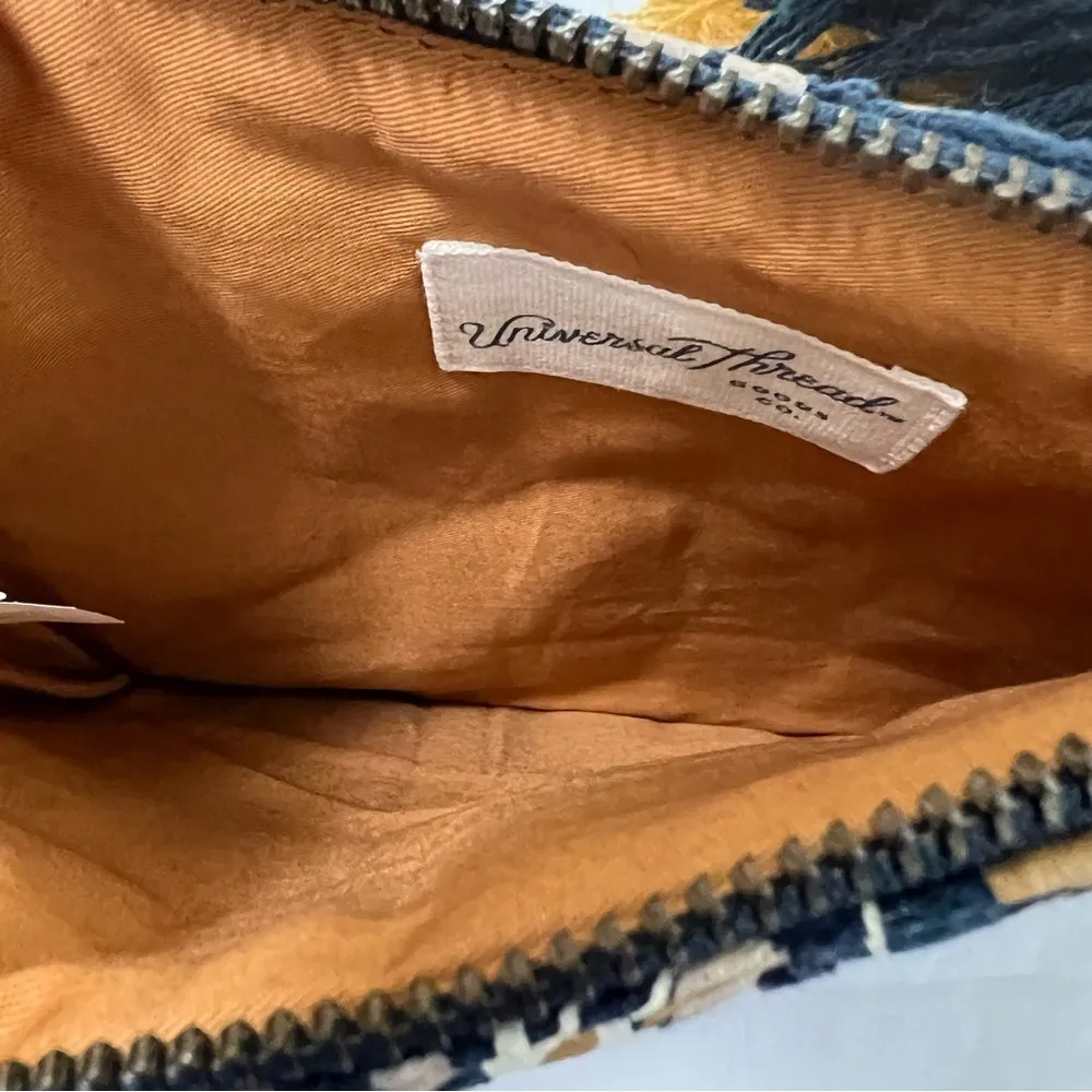 Universal Thread Pouch w/ Tassels - Makeup Bag or clutch Boho NWT - Image 4