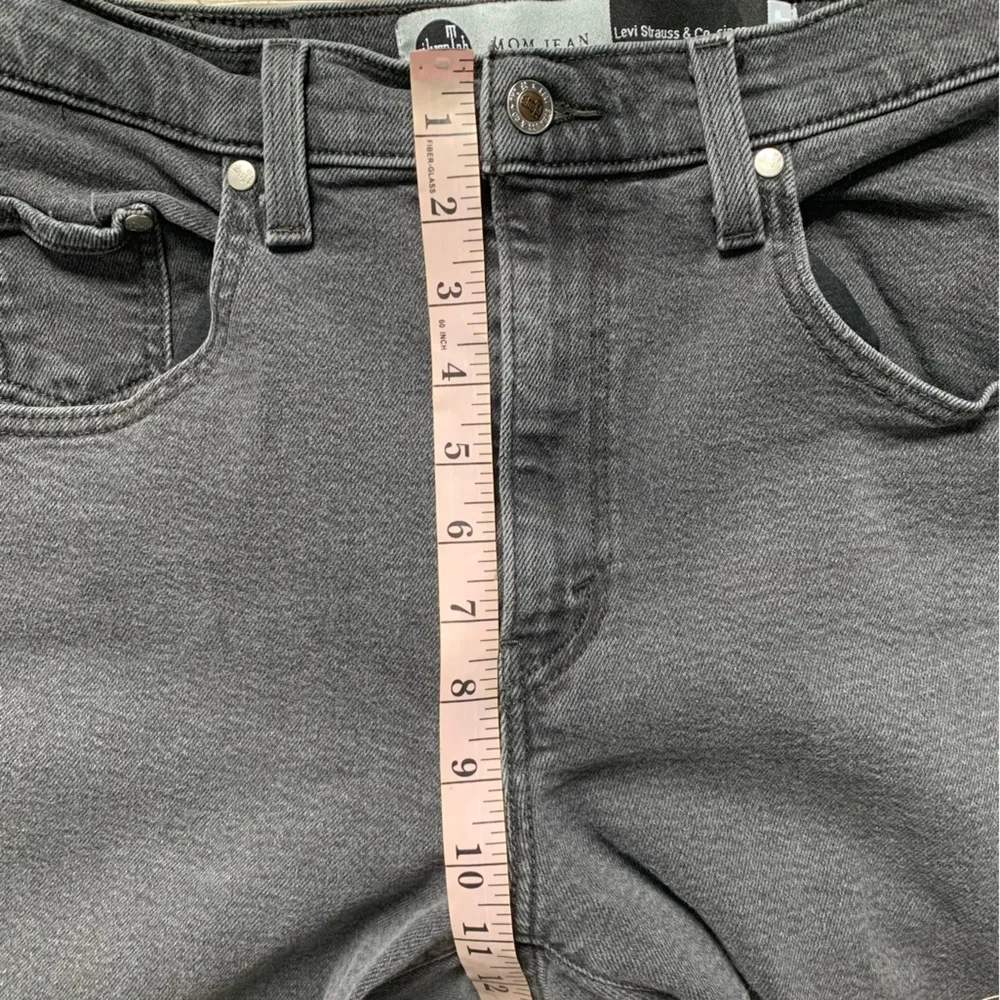 Levi Strauss & Co.  Silver Tab Black Mom Jeans 27 - Image 4