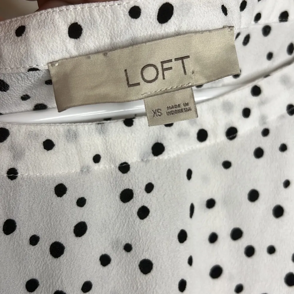 LOFT Polka Dot Black & White Puffy Short Sleeve Top - Image 3