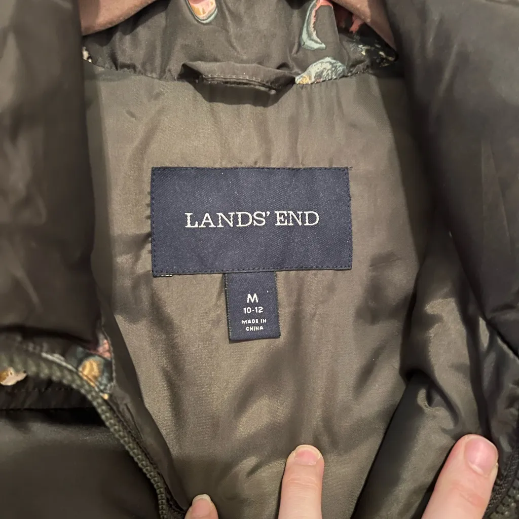 Lands' End olive Floral Vest down filled size medium - Image 5