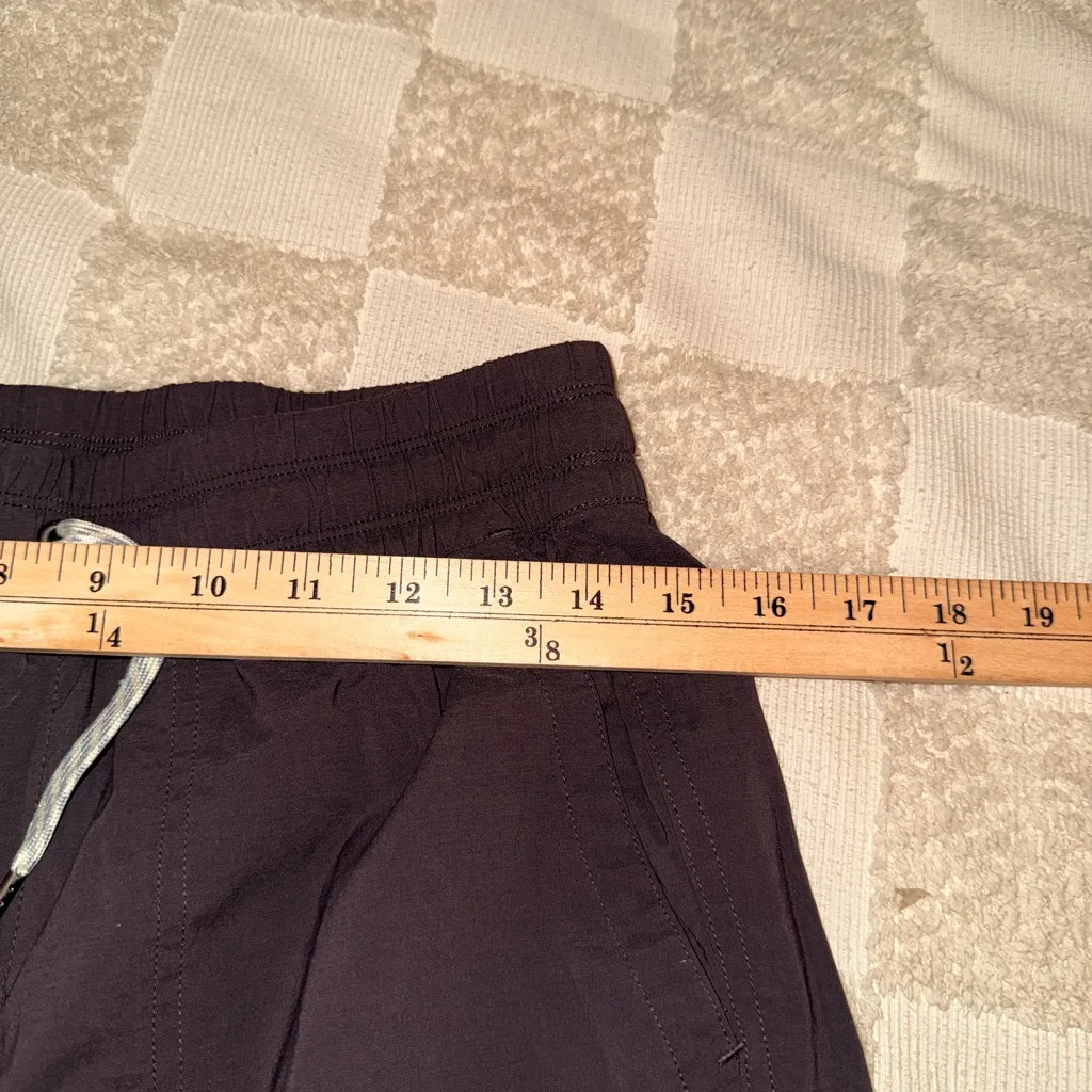 Black Vuori Birch Jogger cargo pant size M - Image 5