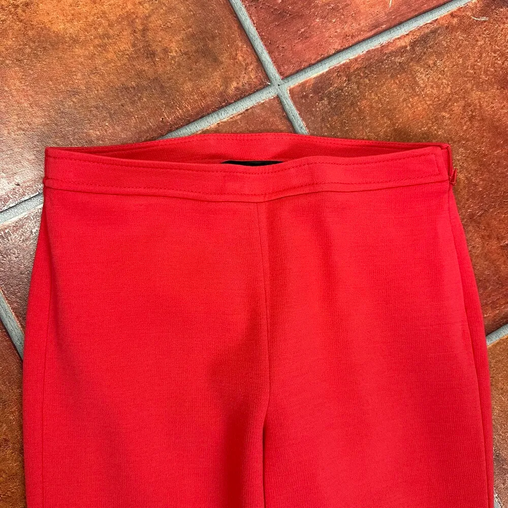 St. John Soft Knit Cigarette Pants Size 2 - Image 3