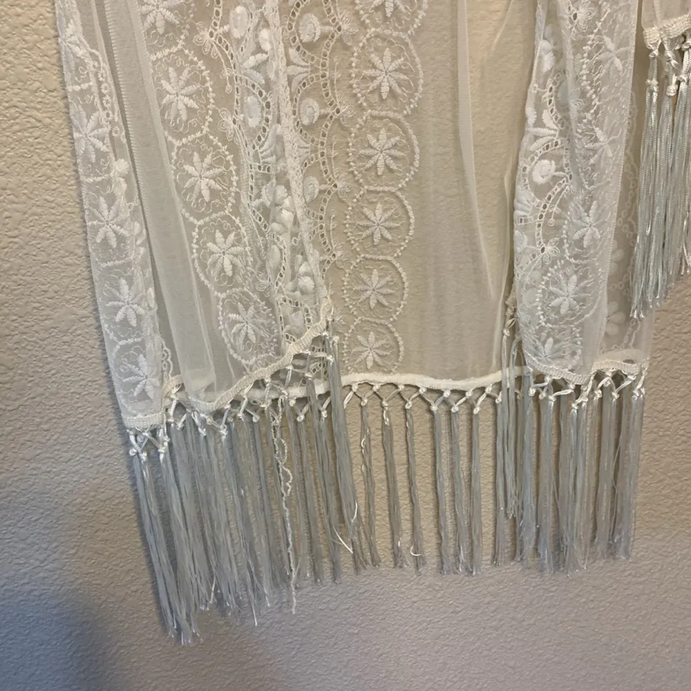 White Lace embroidered fringe cardigan sz XS bohemian concert country festival - Image 5