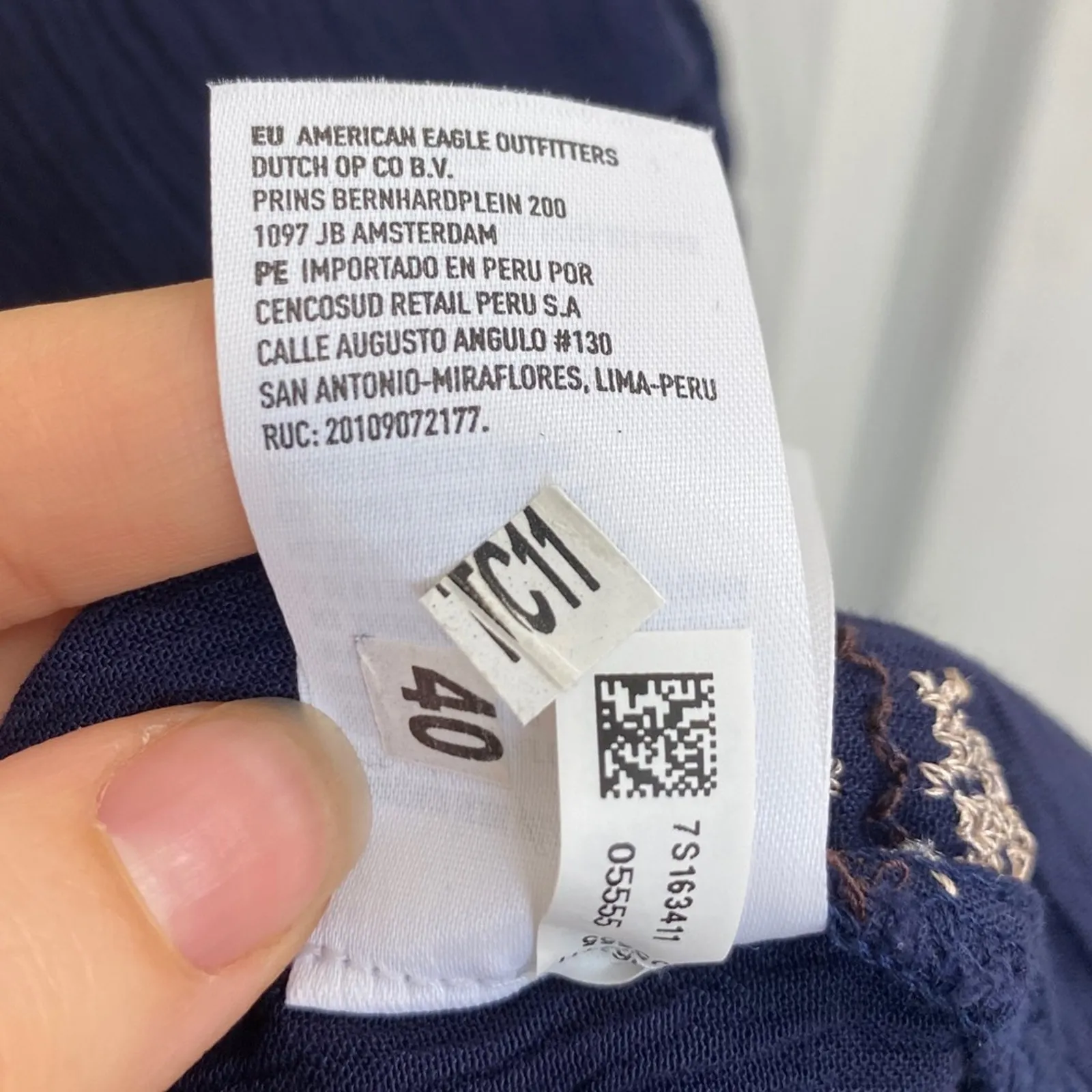 American Eagle Embroidered Navy Off-the-Shoulder Cold Shoulder Top NWT AE - Image 11