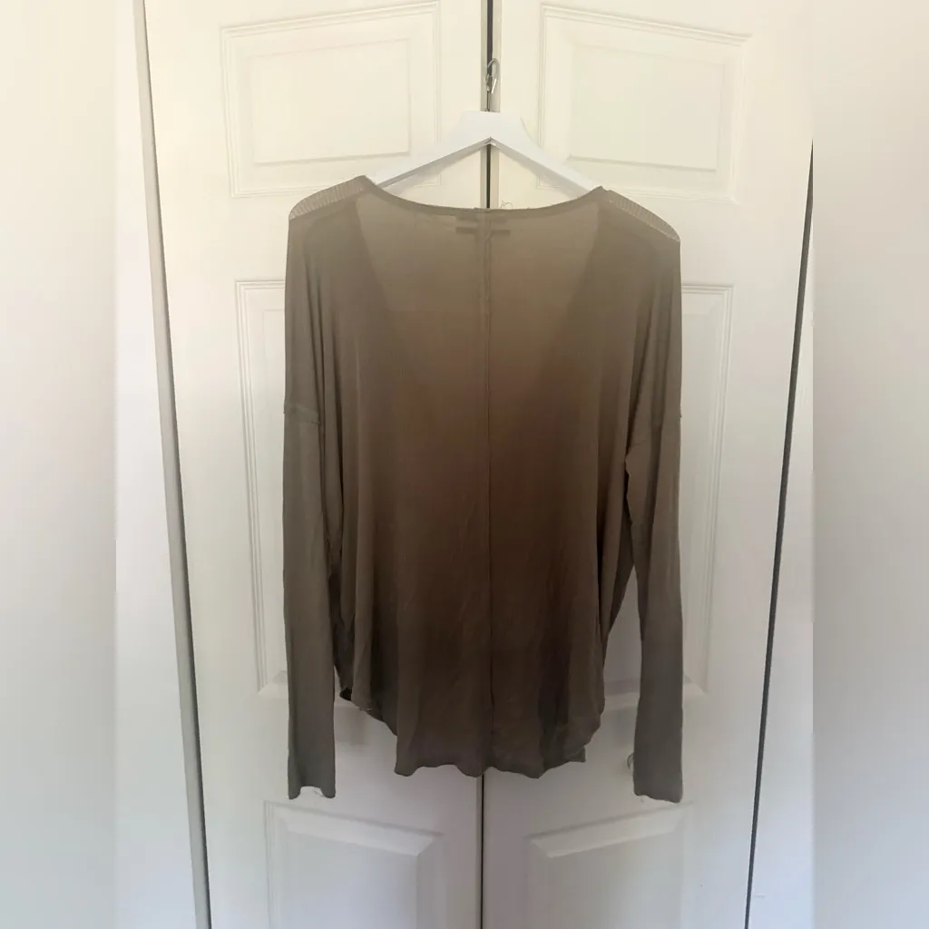 Urban Outfitters Long Sleeve Pullover Wrap Surplice Top Olive Green Size Large - Image 6