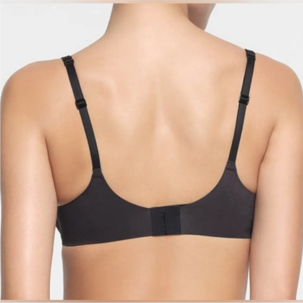 NWT SKIMS Ultimate Padded Plunge Pushup Push Up Nipple Bra Black ONYX 40B - Image 3