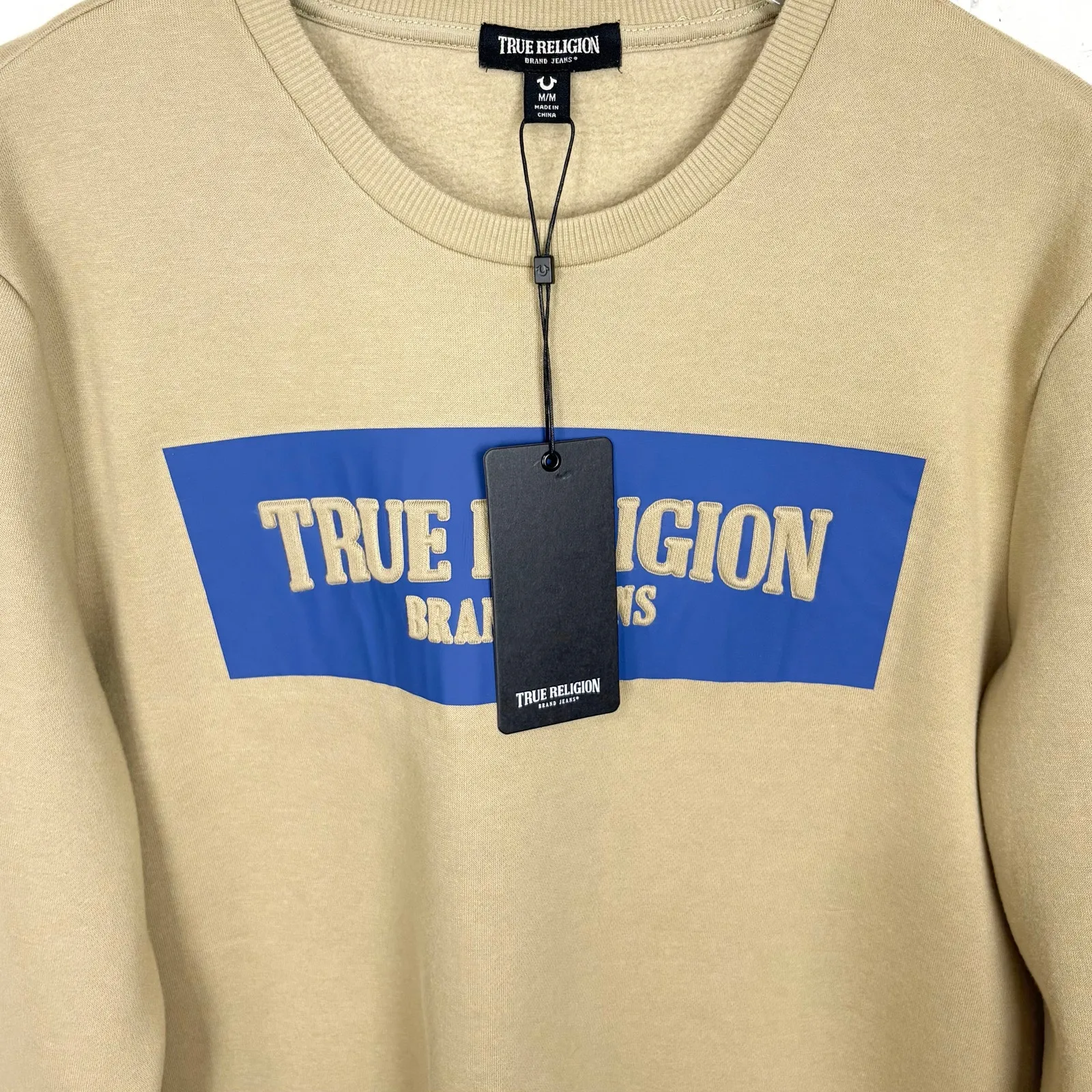True Religion Embossed Arch Logo Sweatshirt Beige Soft Fleece Lined Size Medium - Image 11