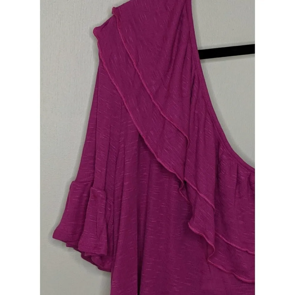 Ro & De  One-Shoulder Ruffle Tee - Size M - NWT - Image 3