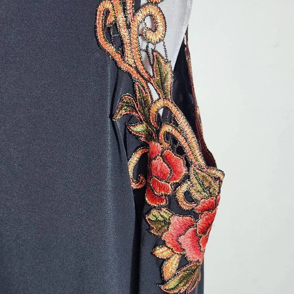 Venus Black Bodycon Dress with Floral Embroidered Shoulder Cutouts Size XL - Image 7