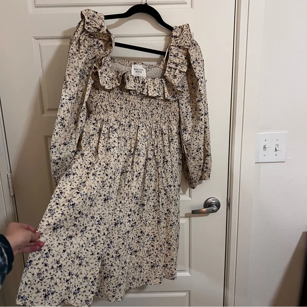 Hyacinth House Puff Sleeve Lavender Floral Ruffle Freesia Mini Dress Blue Size M - Image 10