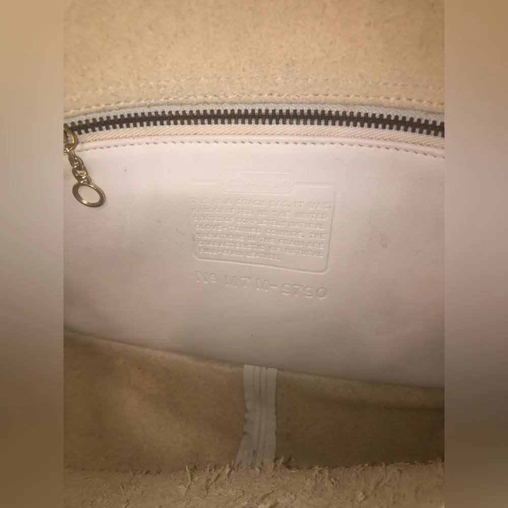 Vintage Coach City Bag 9790 - Image 12