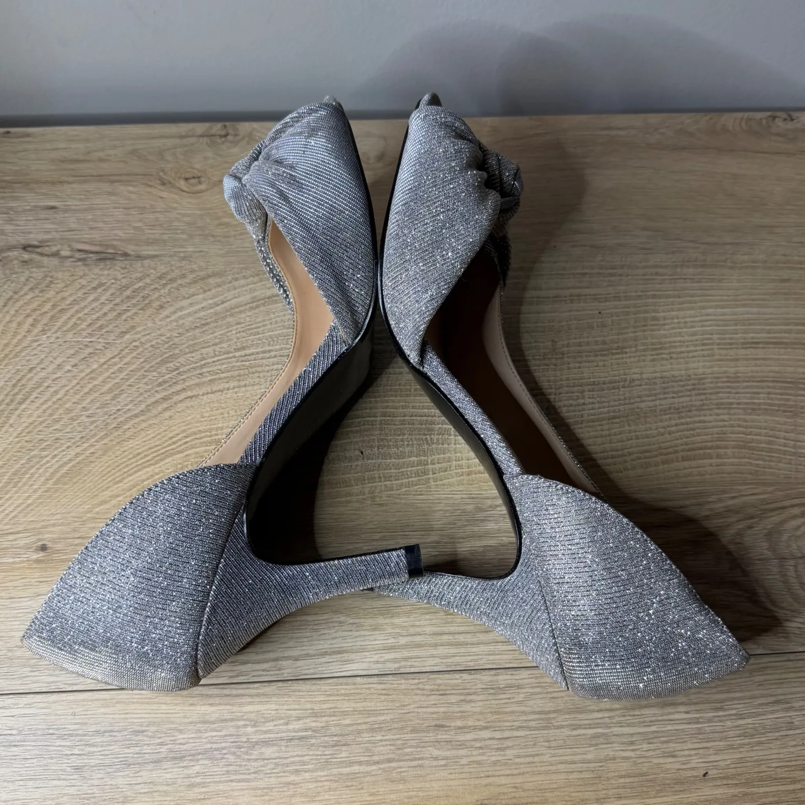 L. Miller Heels Silver Glitter Sparkly Knot Peep Toe Wedding Party Pumps 9.5 - Image 6