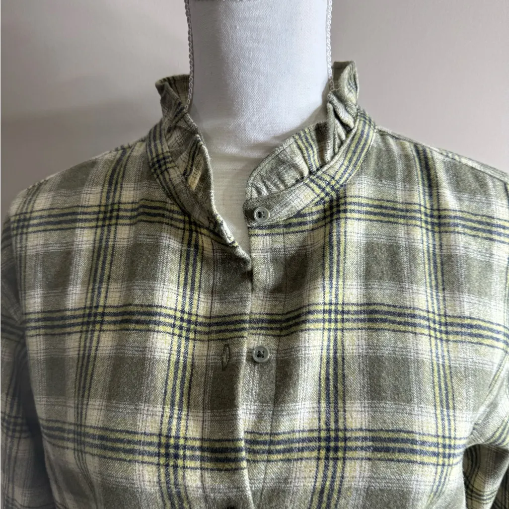 NWT wool blend Banana Republic Green Plaid Button-Down Shirt - Image 3