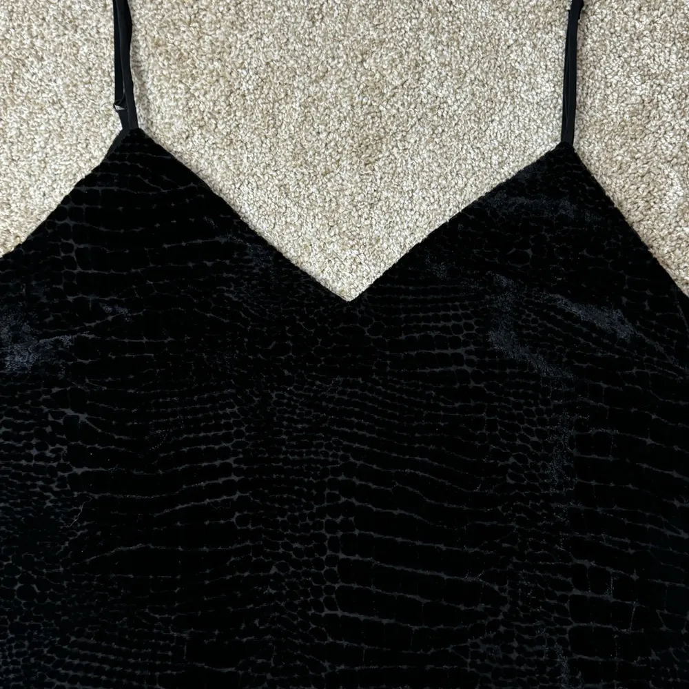 Frame Croc Cami Size Small Black Velvet Blouse Black Goth Grunge Top Dai… - Image 4