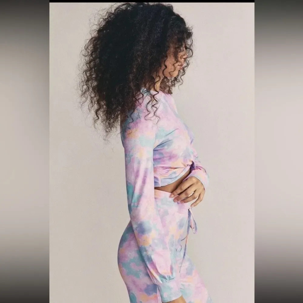 LoveShackFancy X Beach Riot Marley Cropped Top Rainbow Tie Dye size XL - Image 3