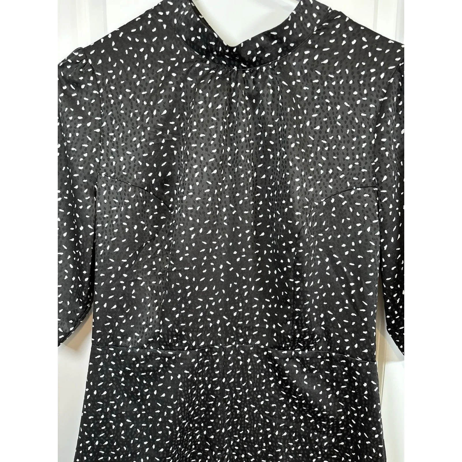 Urban Outfitters Tonya Crepe keyhole playsuit Romper Size M NWT - Image 3