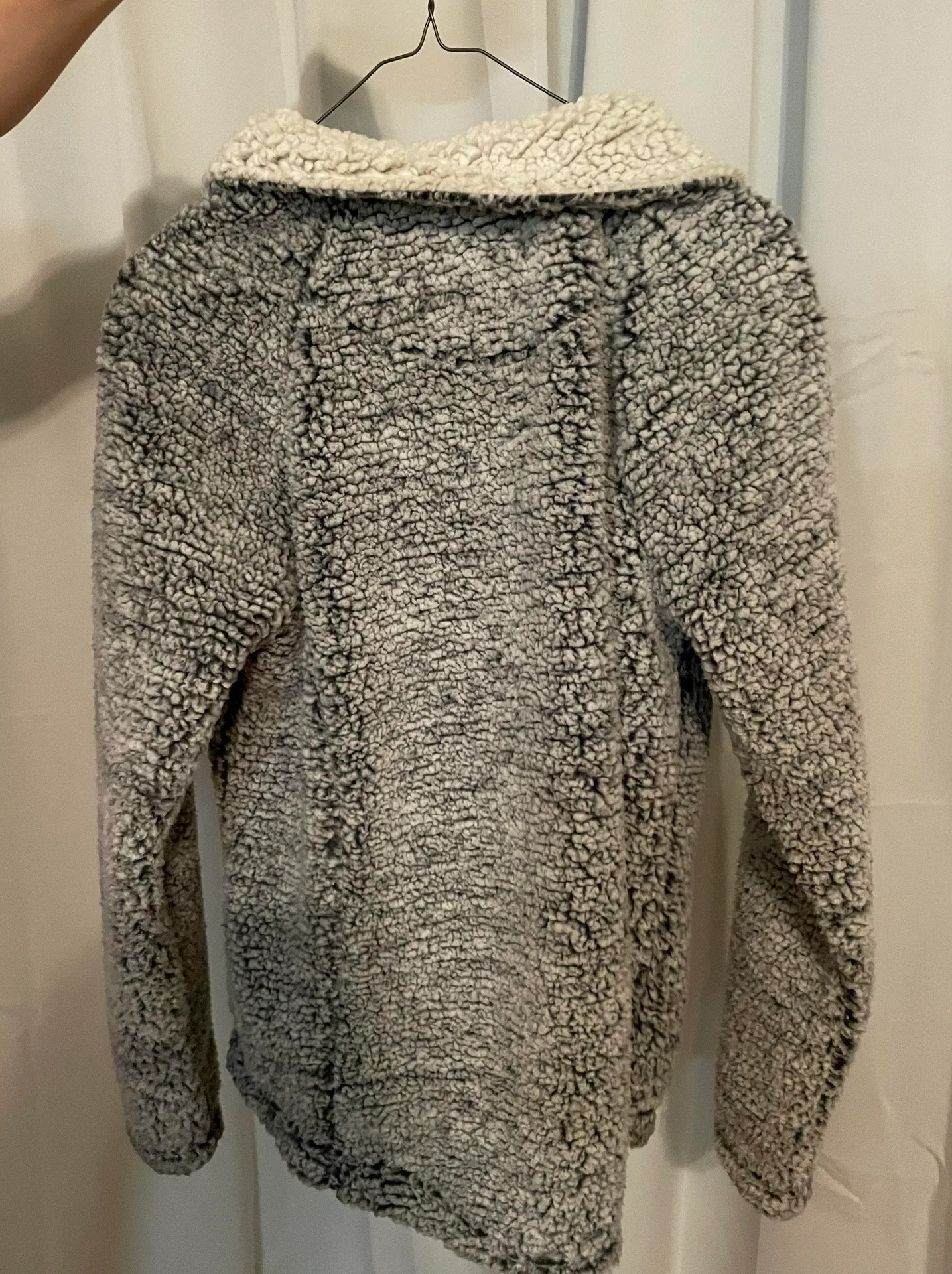 Cozy Sherpa Pullover Gray Size L - Image 2