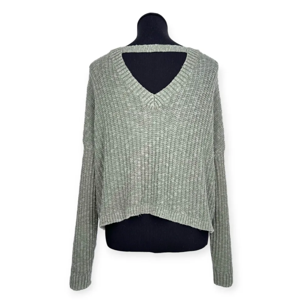 Hollister | XS | Sage Green Open Knit Ribbed Long Sleeve V-Neck Cropped Sweater - Image 7