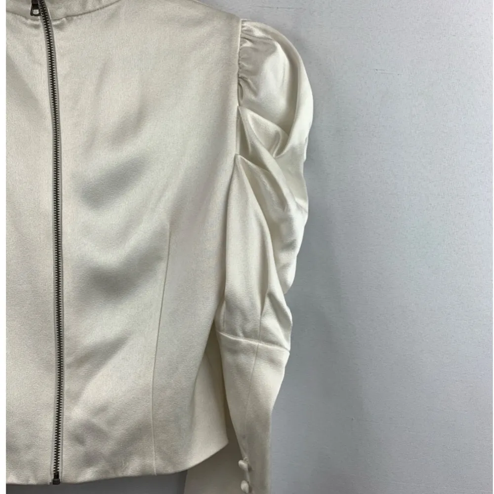 Women’s Alice & Olivia Crème Puffy Shoulder Cropped Jacket Sz 4 - Image 5