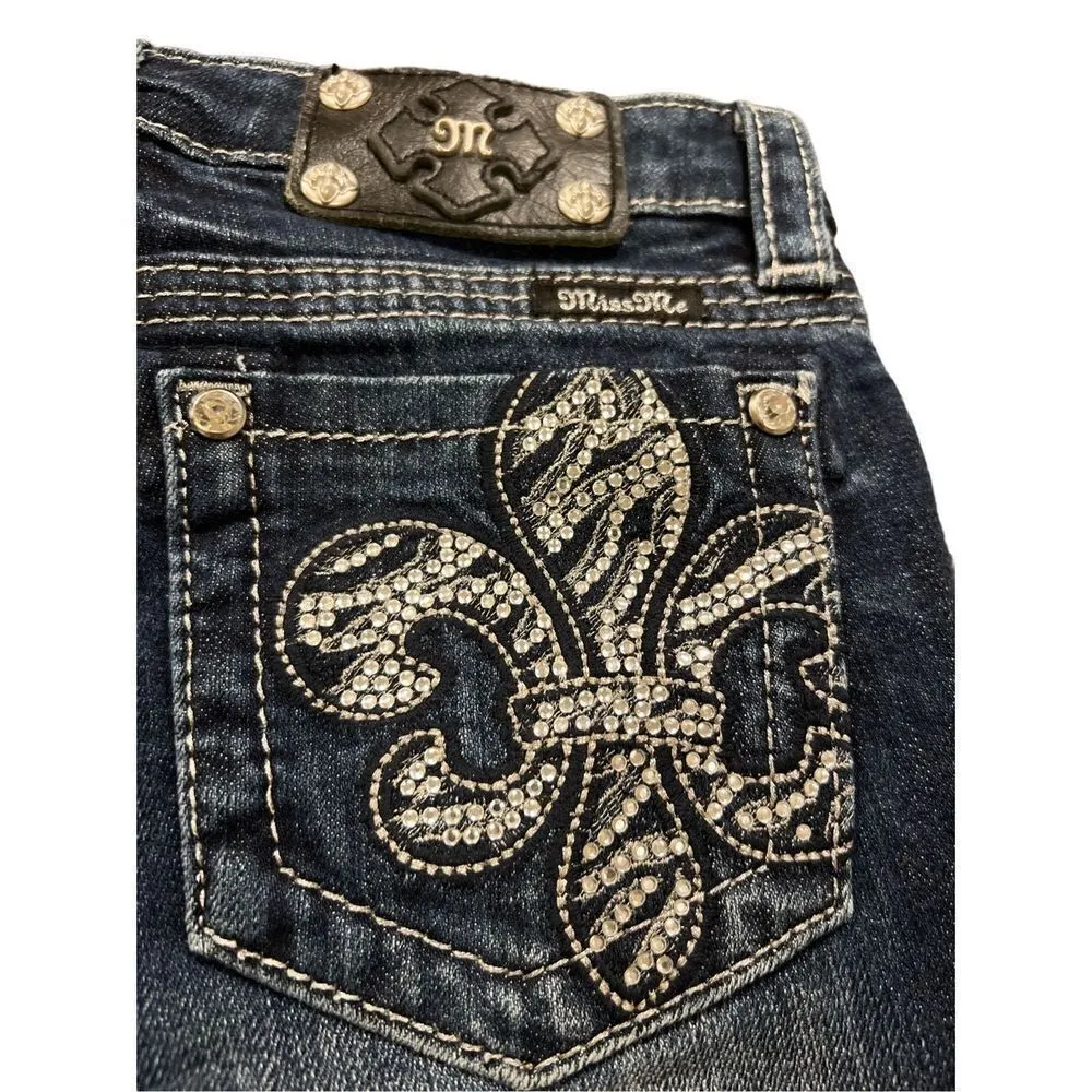 Miss Me  Rhinestones embroidered capri jeans - Image 5