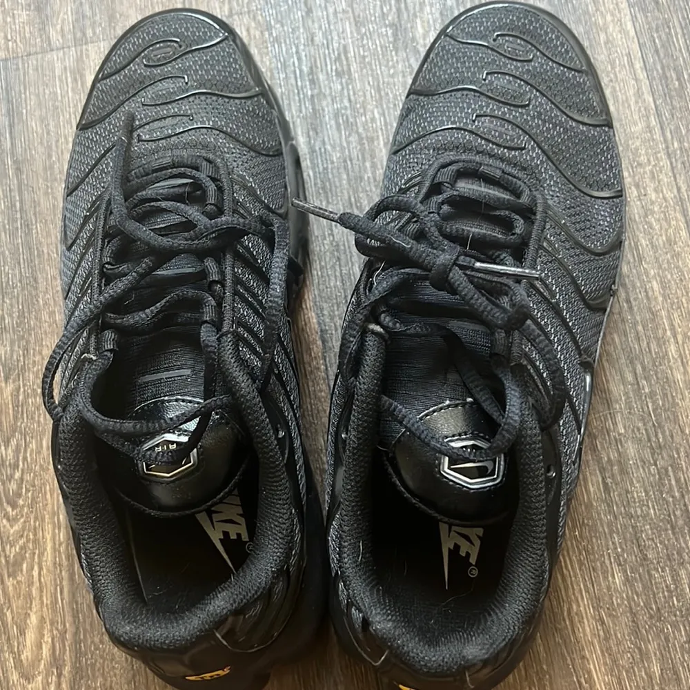 Nike Air Max Plus Shoes - Image 4