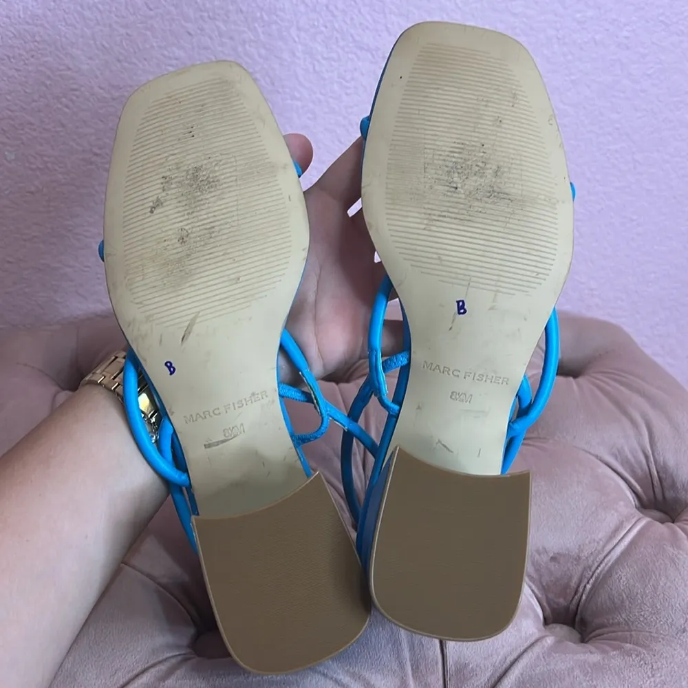 Marc Fisher Women's Galvin Heeled Sandal In Hawaiian Blue. Size 8.5 - Image 9