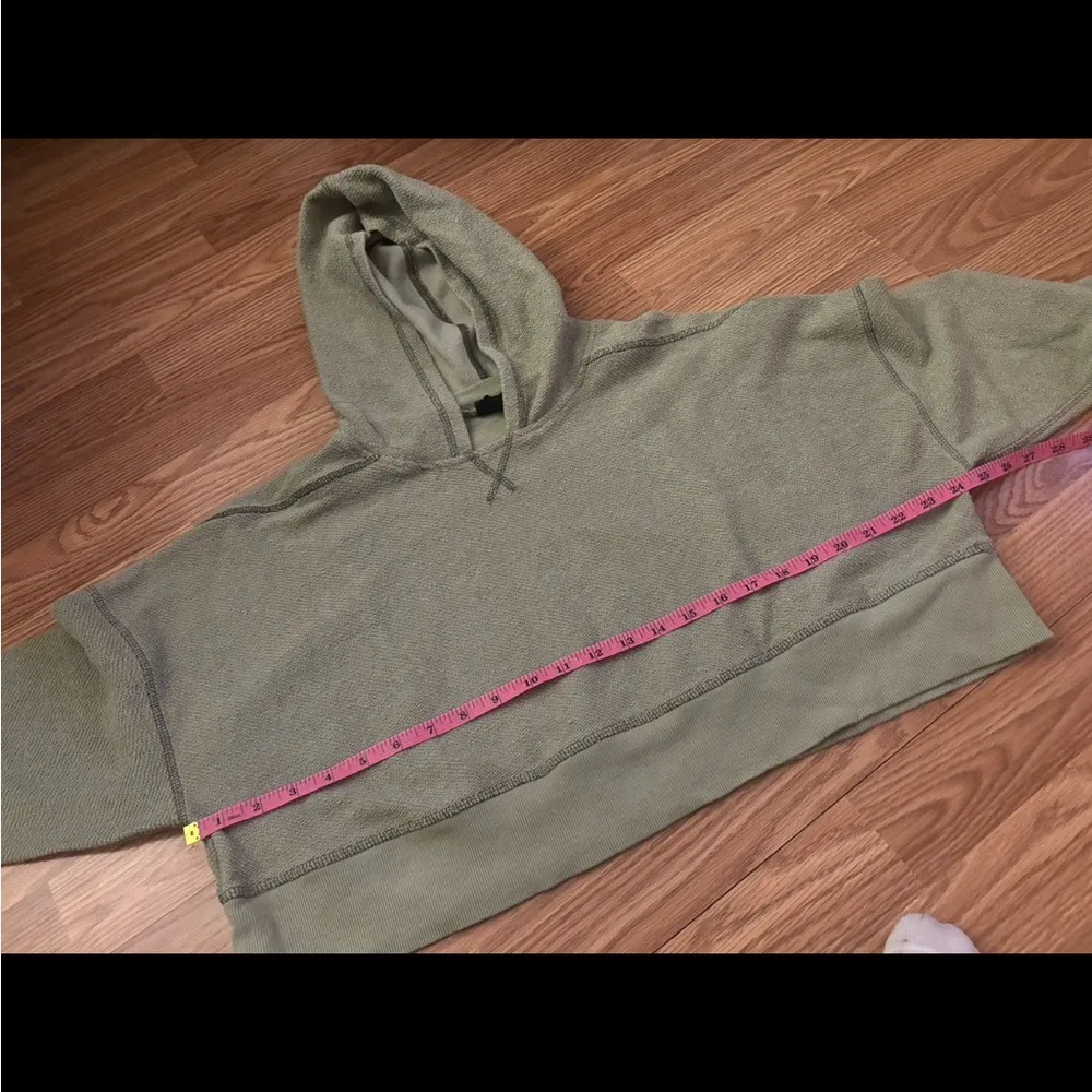 Out From Under By Urban Outfitters Cropped Hoodie Size Large - Image 4