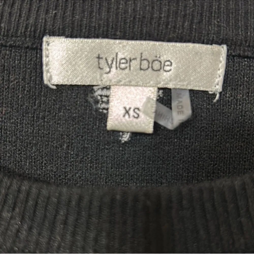 Tyler Boe Black Floral Print CrewNeck Sweater (Size XS) - Image 5