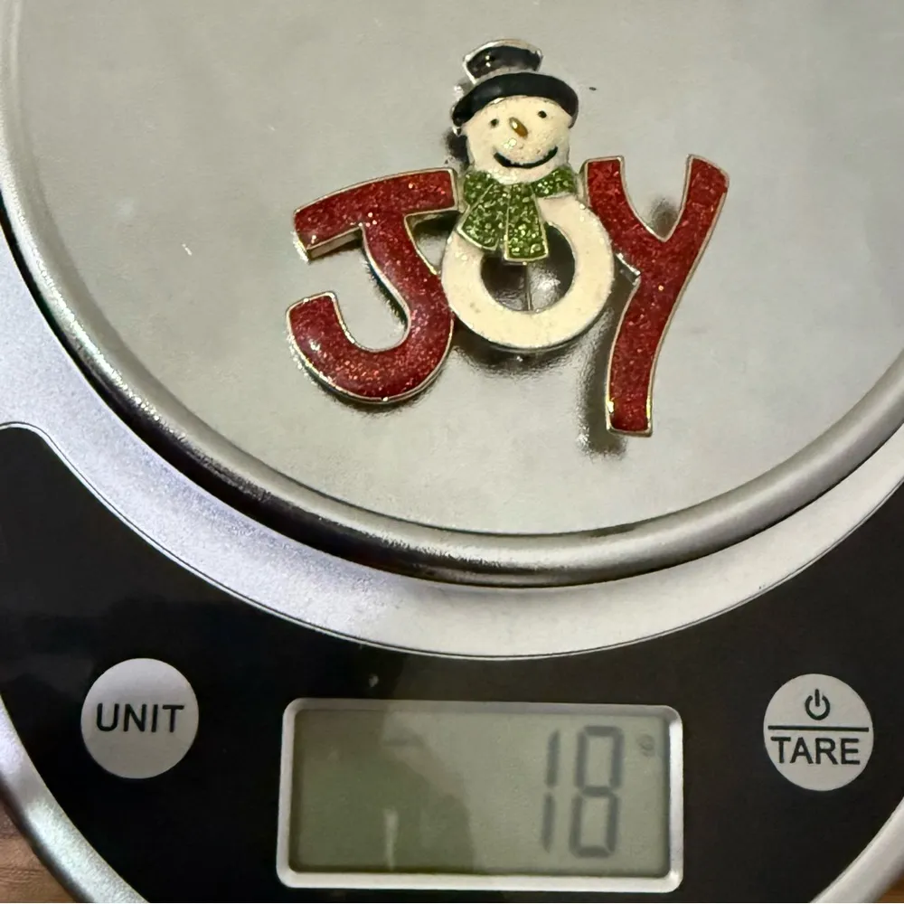 Vintage MIRIAM HASKELL “Joy” Snowman Holiday Christmas Enameled Brooch Pin 18g. Red - Image 7