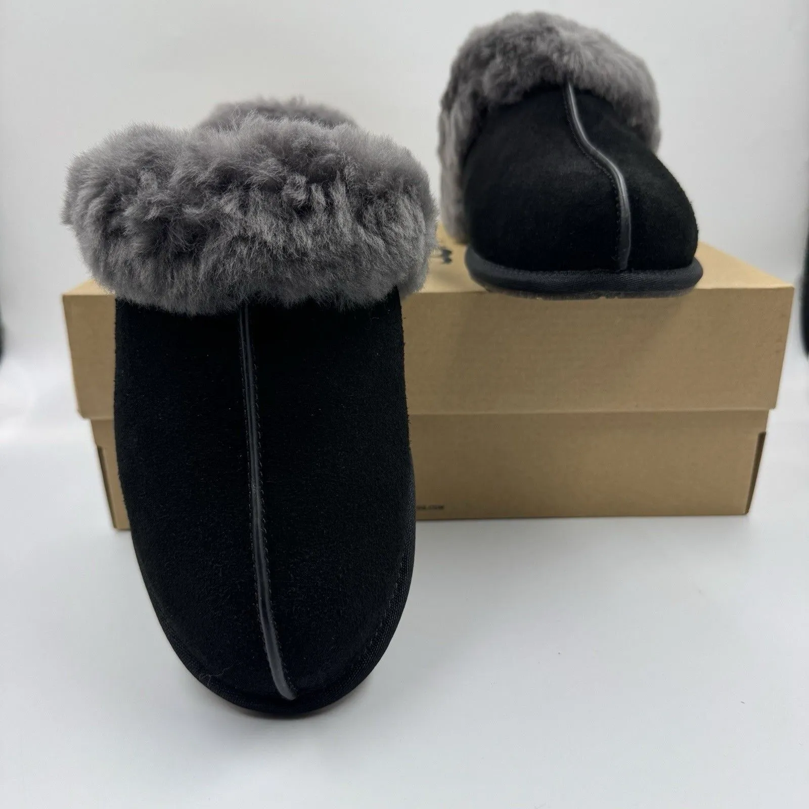 Ugg Australia Women’s Scuffette II Slippers – Suede Black/Grey – Size 8 New - Image 6