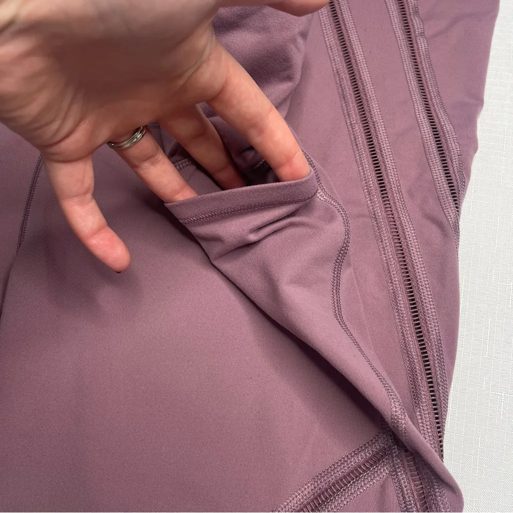 Victorias Secret Sport Knockout Mauve Leggings w Sheer Mesh Side Panels (Large) - Image 4