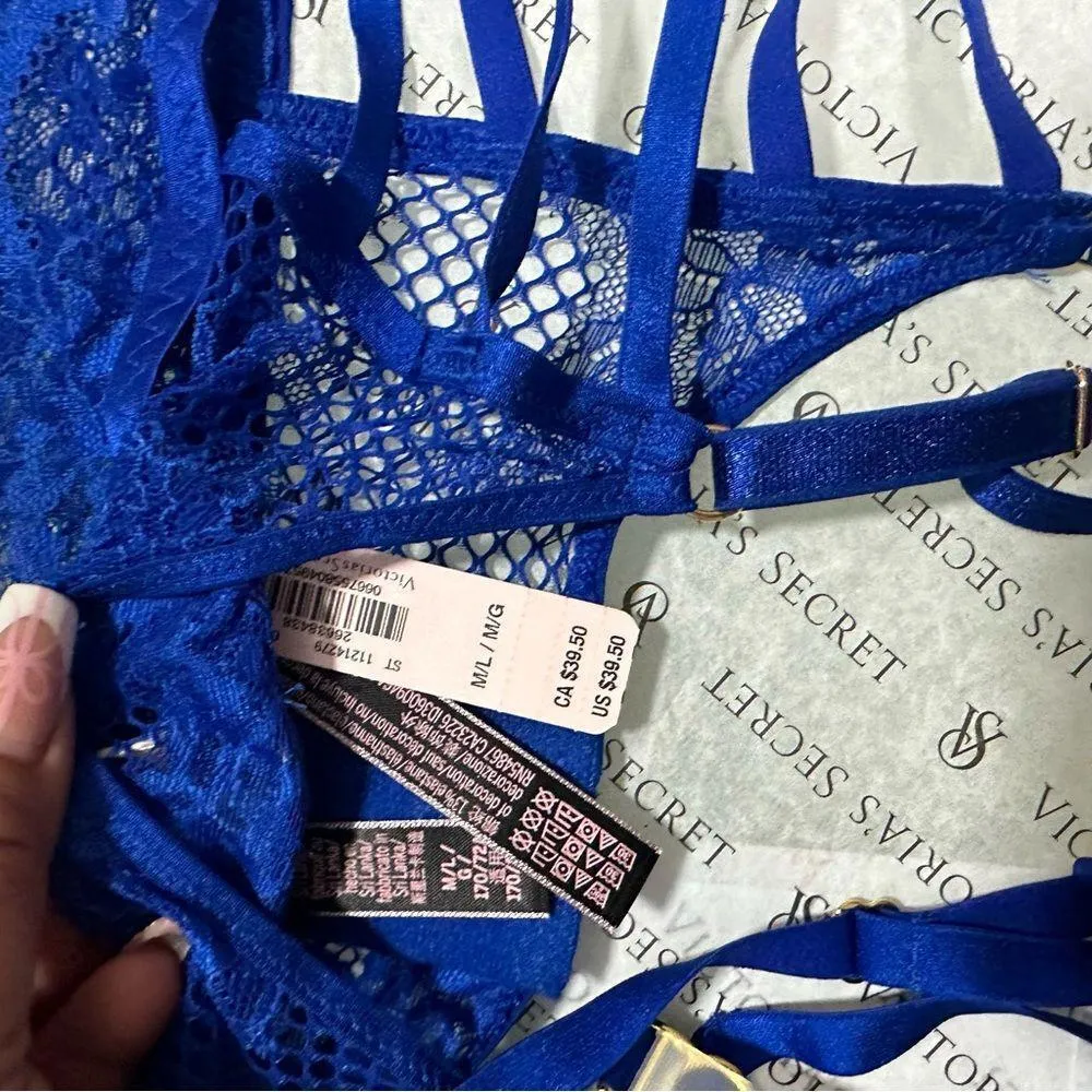 Victoria’s Secret Fishnet String Cheeky Panty and Garter - Image 5