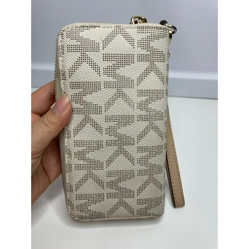 Michael Kors Jet Set Travel Continental WRISTLET Wallet Vanilla 7X3.5" - Image 6