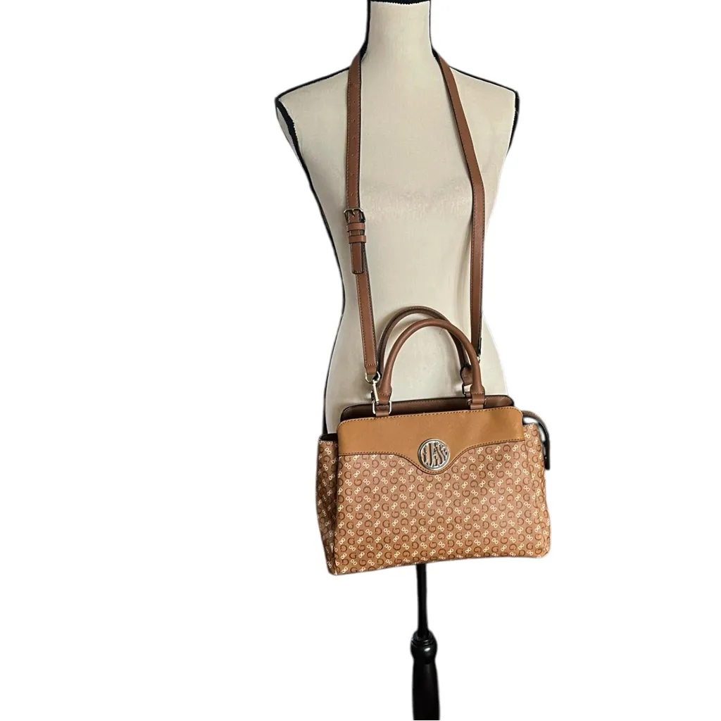 Guess Signature Nueva Crossbody Satchel Warn Tan Handbag - Image 3
