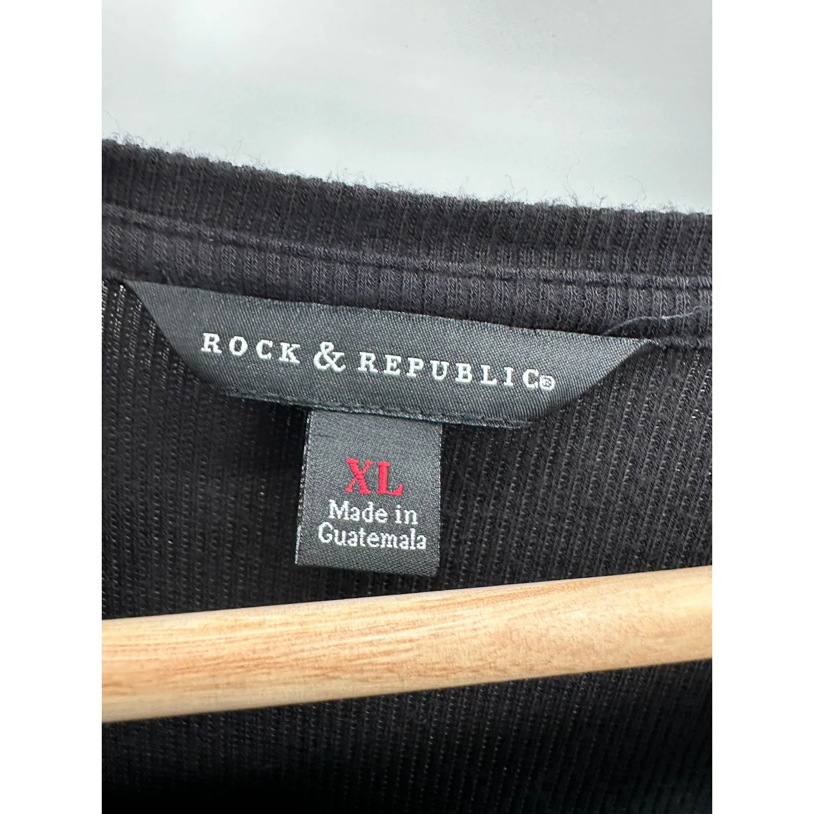 Rock & Republic Top Women‎ XL Black Short Sleeve Distressed Ribbed T-Shirt Tee - Image 3