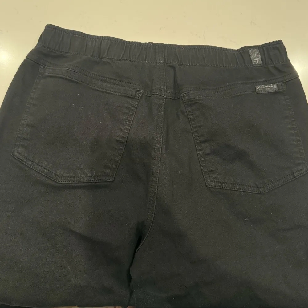 7 For All Mankind Slim Denim Joggers Jeans Black Elastic Waistband Size 29 - Image 9