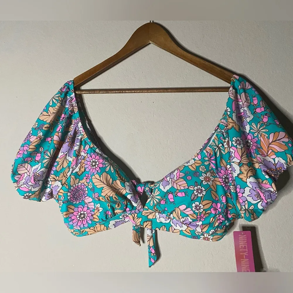 New Junior’s XXL Teal Floral Colorful Bright Puff Sleeve V neck Swim top Size undefined - Image 4