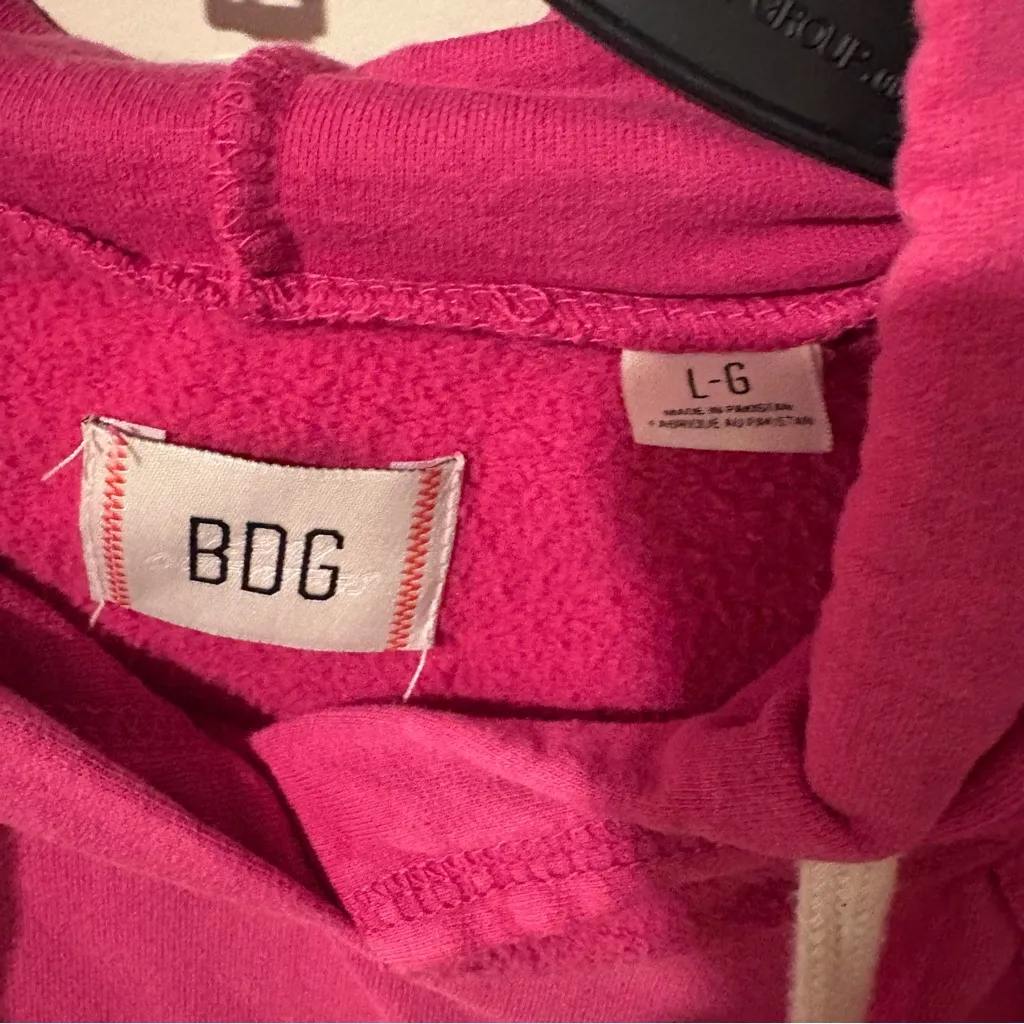 BDG Curved Hem Cropped Hoodie | Size: Large - Image 4