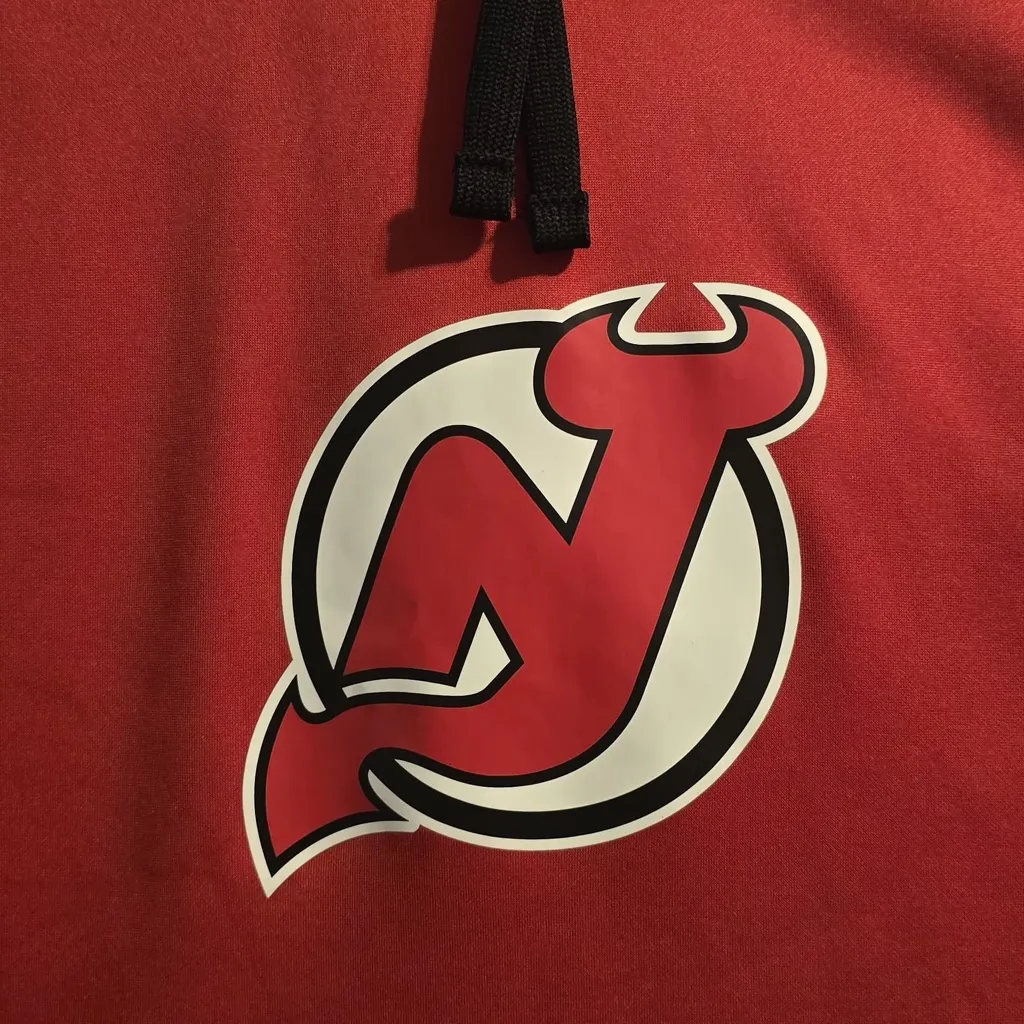 Fanatics  Red Apparel - Image 4